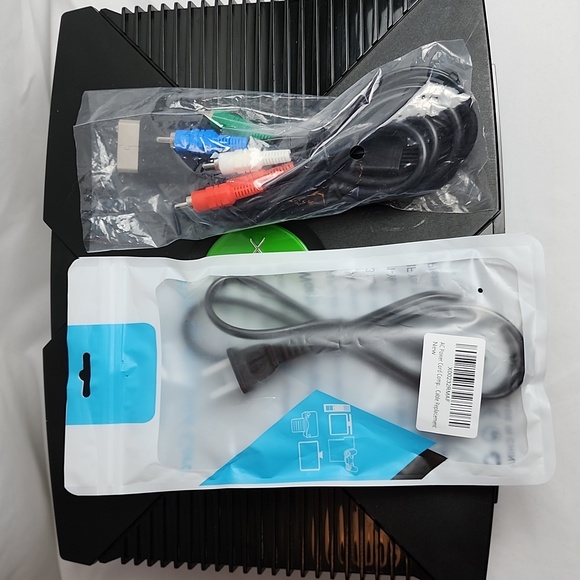 Original Xbox Console - Picture 8 of 15